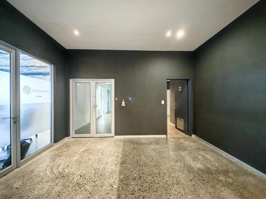 To Let commercial Property for Rent in Woodstock Western Cape